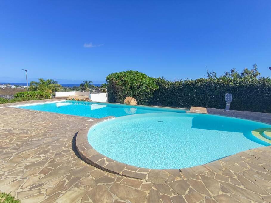 Sunbliss Appartement Saint-Gilles-les Bains Bagian luar foto